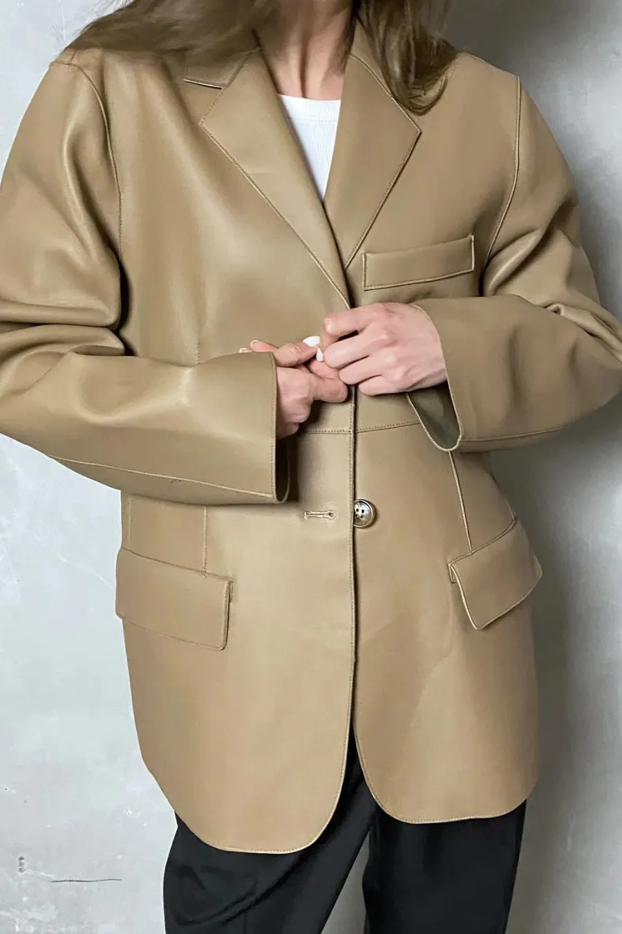 Lily Leather Blazer Beige